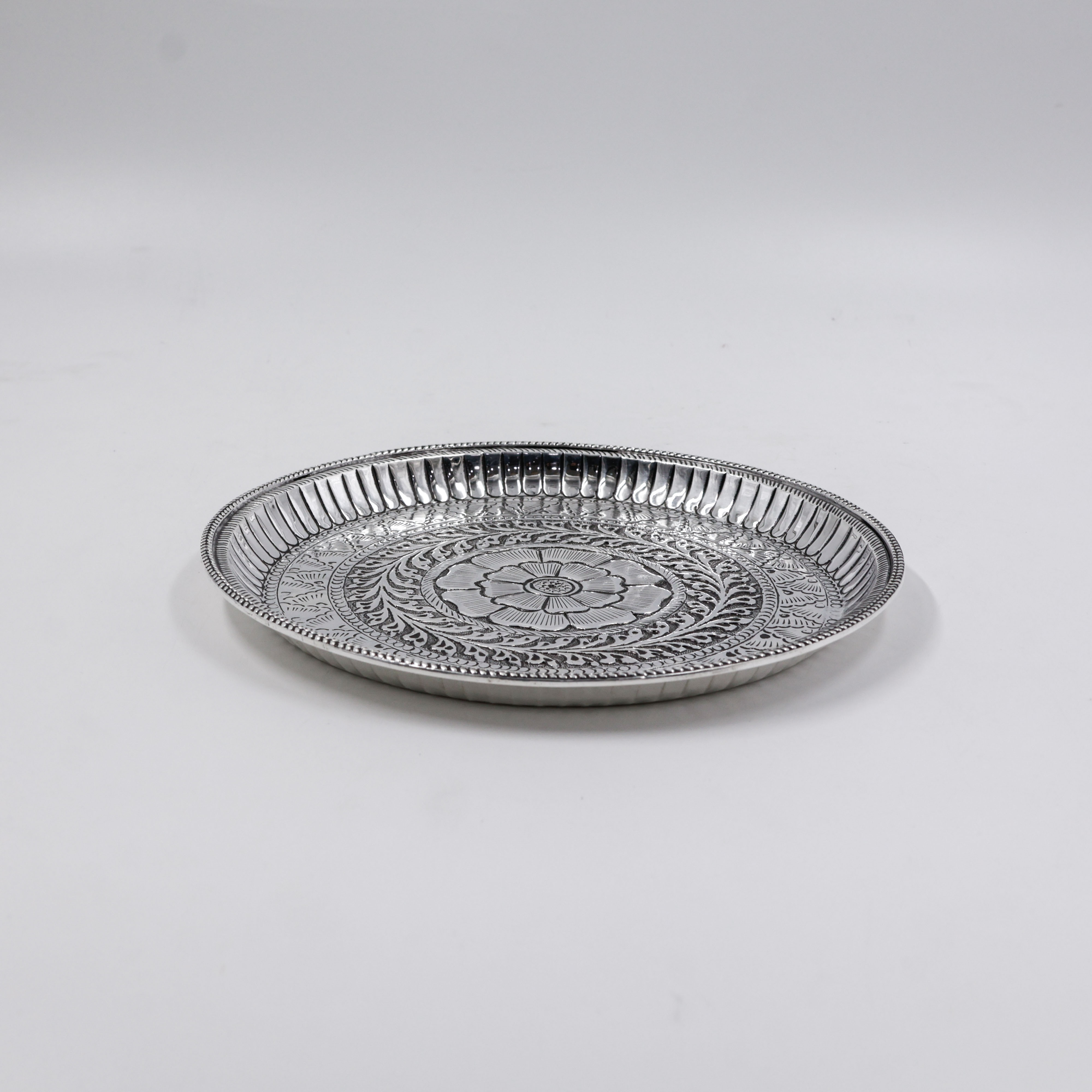 New Akshaya Jewellers - Silver Anitque Plate For Pooja Use
